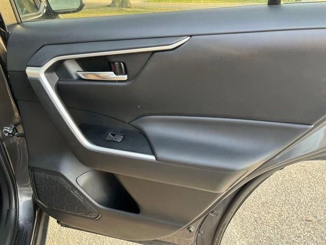 Used 2024 Toyota RAV4 XLE image 23