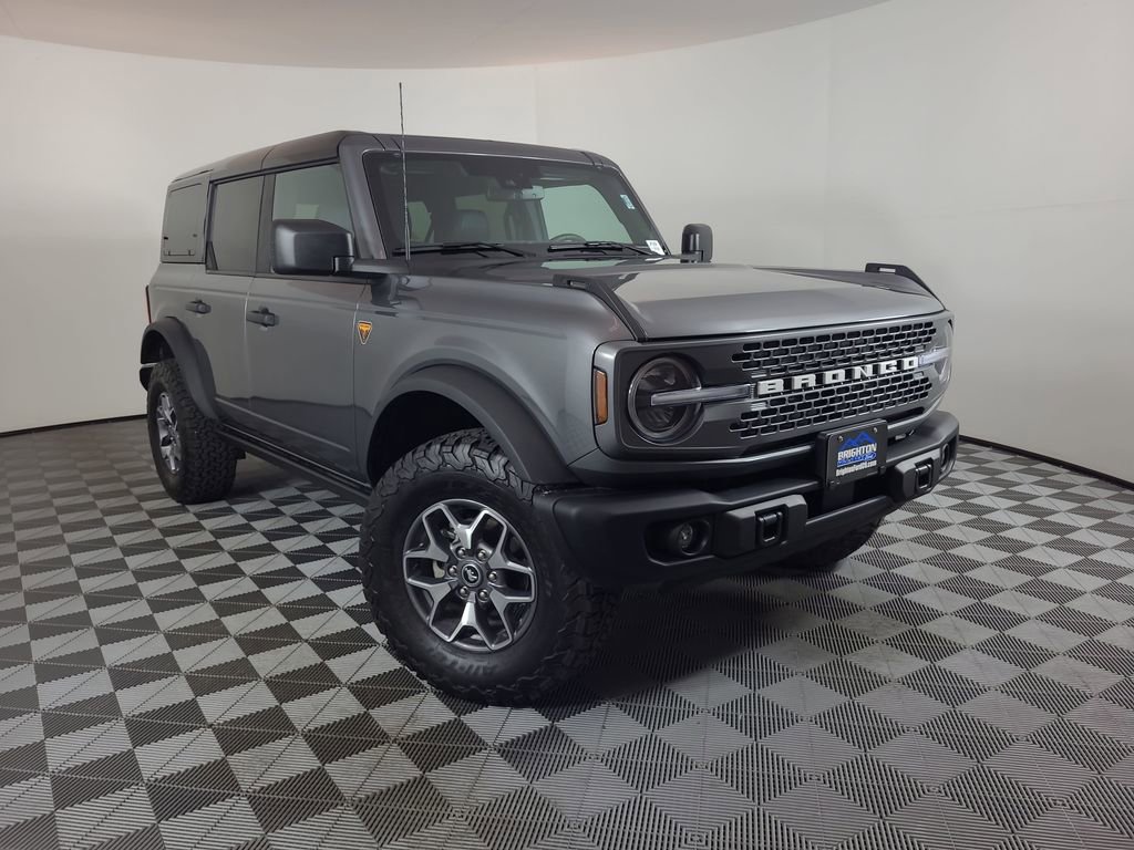 Used 2025 Ford Bronco Badlands AWD/4WD image 1