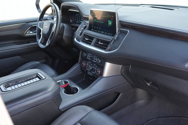 Used 2024 Chevrolet Suburban LT AWD/4WD image 18