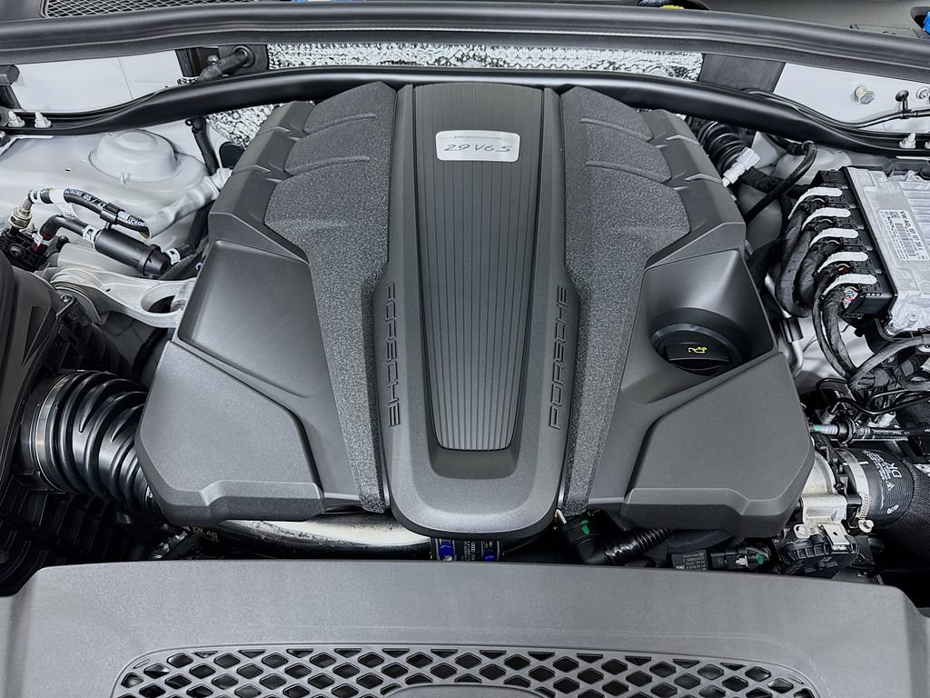 New 2026 Porsche Macan S AWD/4WD image 35