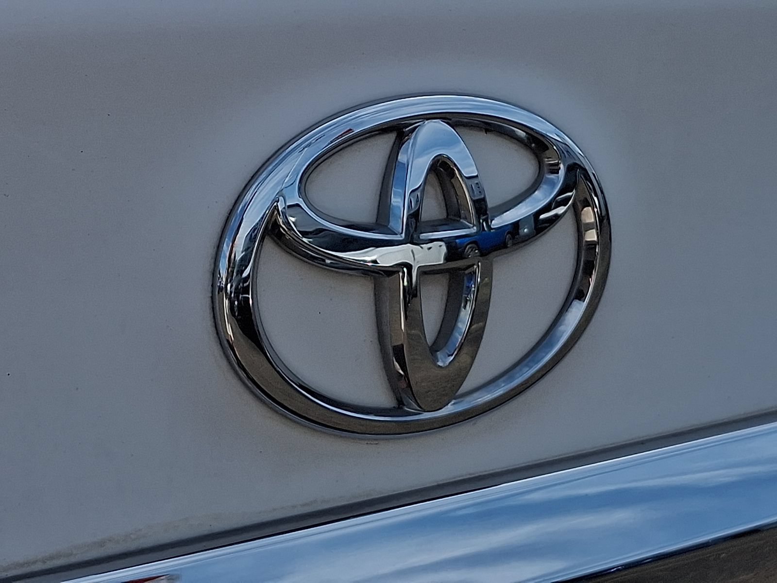 Used 2011 Toyota Corolla LE FWD image 27