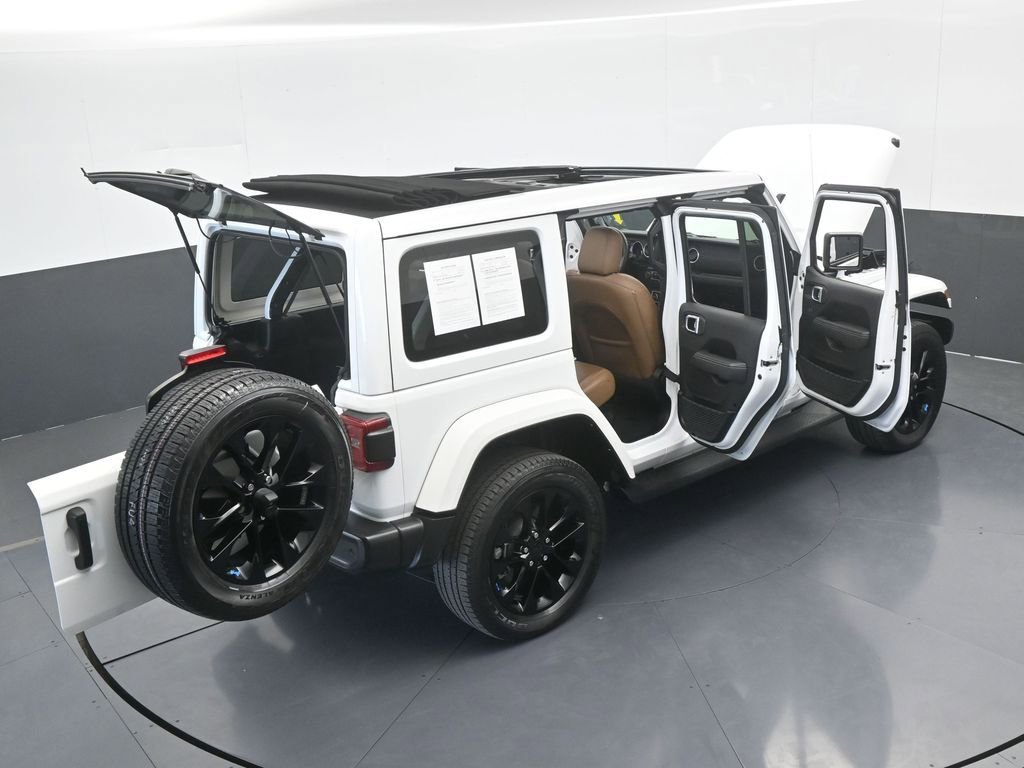 Used 2022 Jeep Wrangler Unlimited Sahara w/ Safety Group image 77