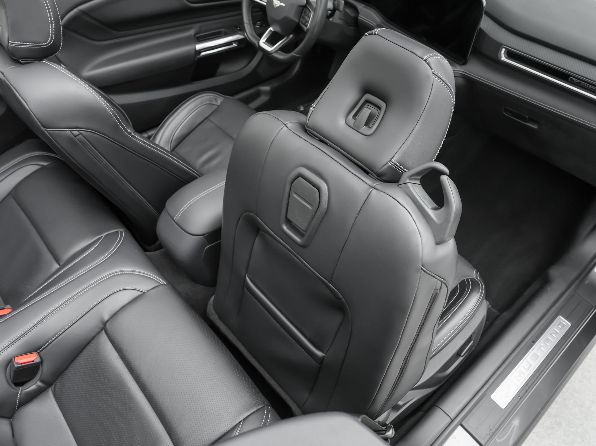 Used 2024 Ford Mustang GT Premium RWD image 40