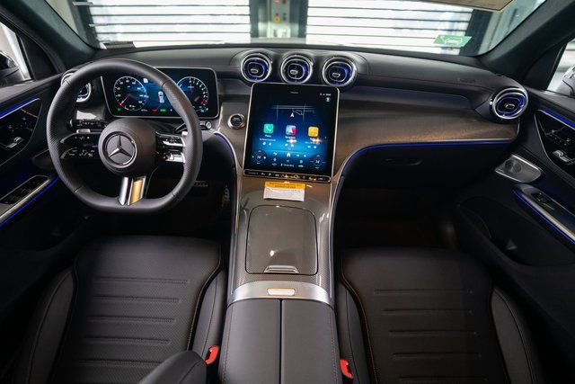 New 2025 Mercedes-Benz GLC 350e 4MATIC image 10