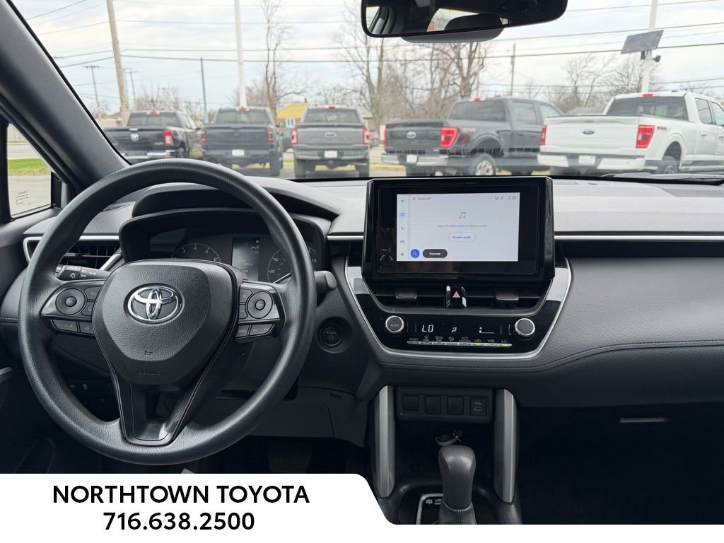 Used 2024 Toyota Corolla Cross S AWD/4WD image 5