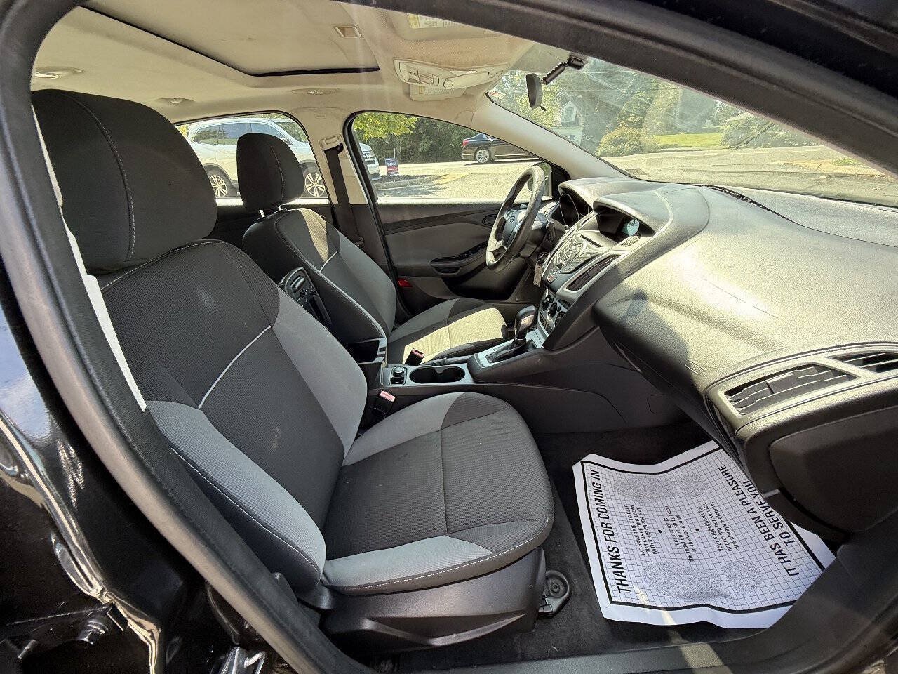 Used 2012 Ford Focus SE w/ Interior Protection Pkg FWD image 20
