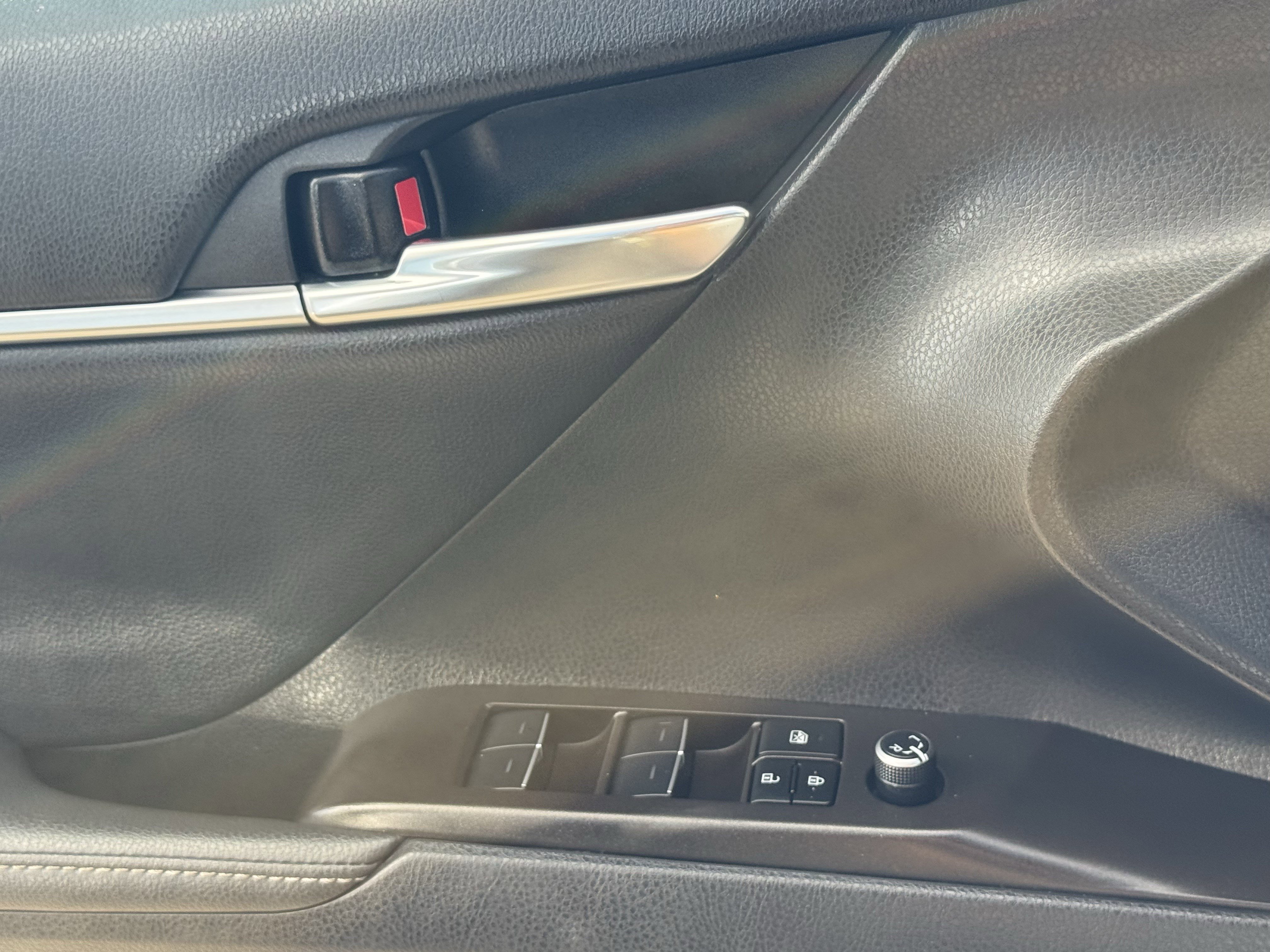 Used 2024 Toyota Camry XSE image 26