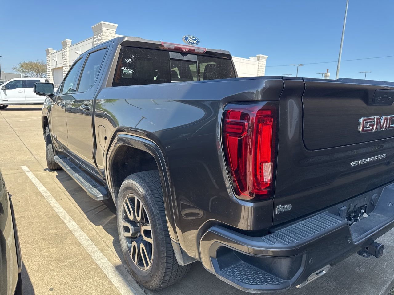 Used 2020 GMC Sierra 1500 AT4 w/ AT4 Premium Package image 8