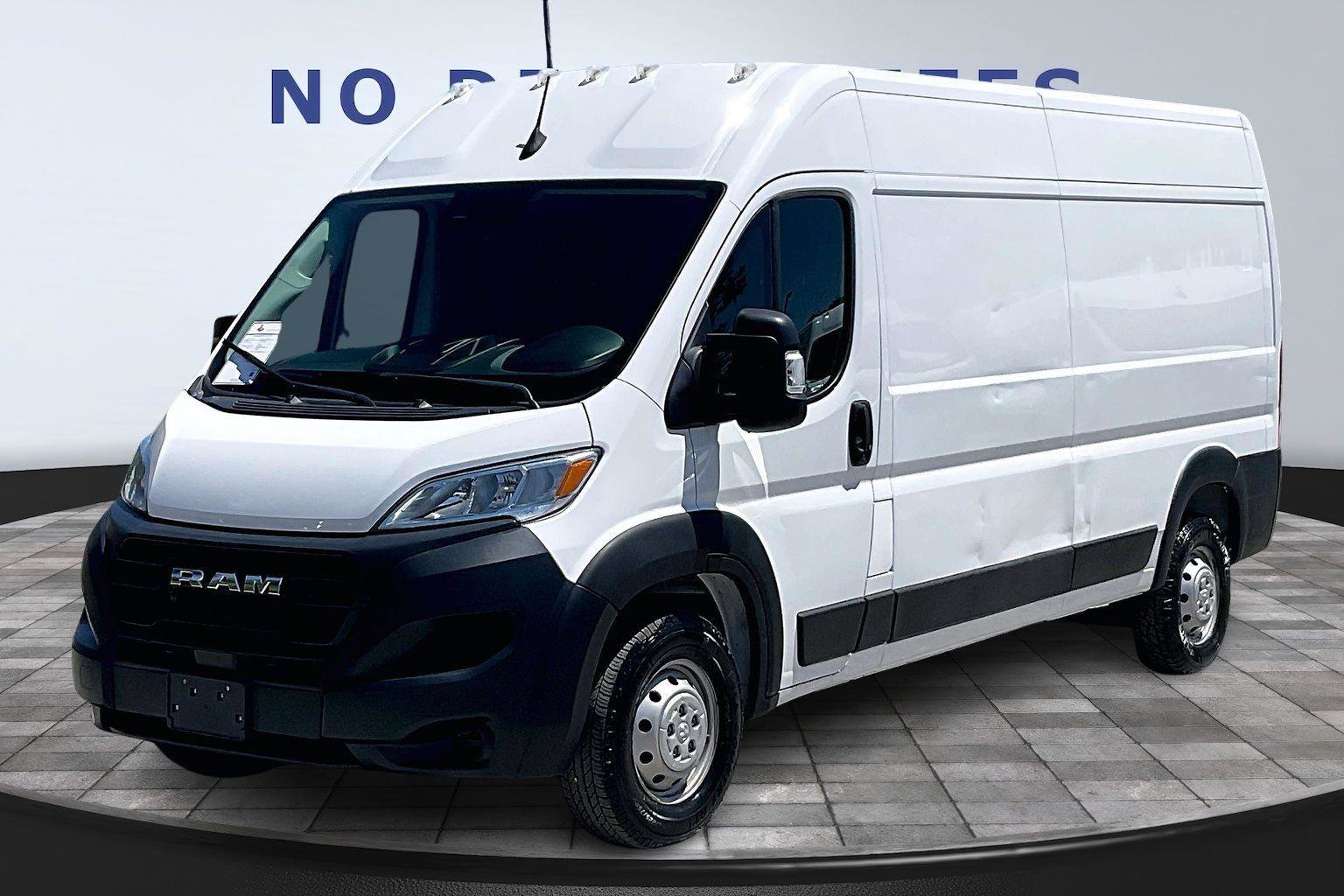 Used 2023 RAM ProMaster 2500 image 1