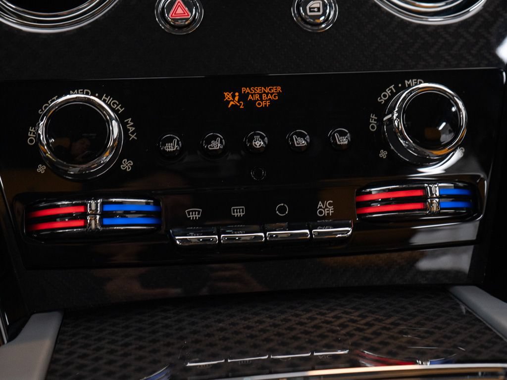 New 2027 Rolls-Royce Cullinan Black Badge AWD/4WD image 43
