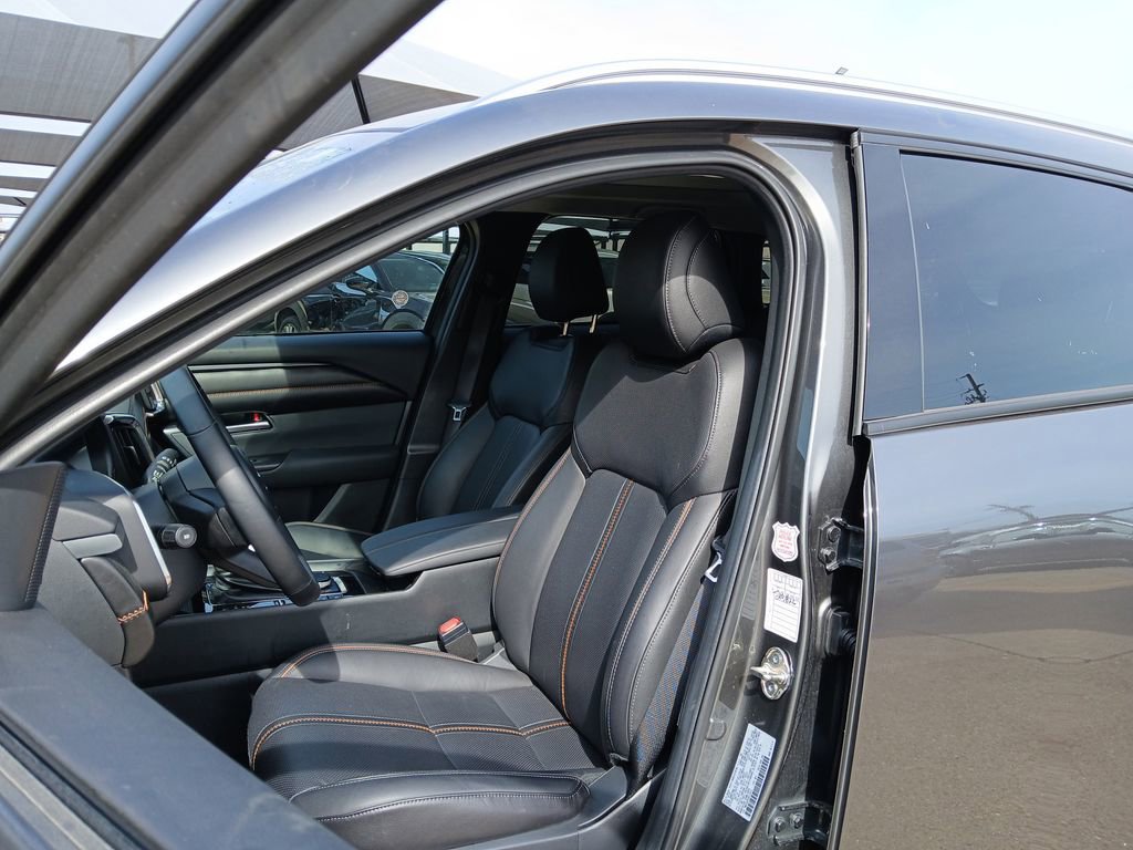 Used 2025 MAZDA CX-50 2.5 Hybrid w/ Premium Plus Pkg image 9