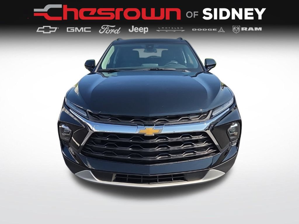 Used 2024 Chevrolet Blazer LT w/ Convenience Package FWD image 2