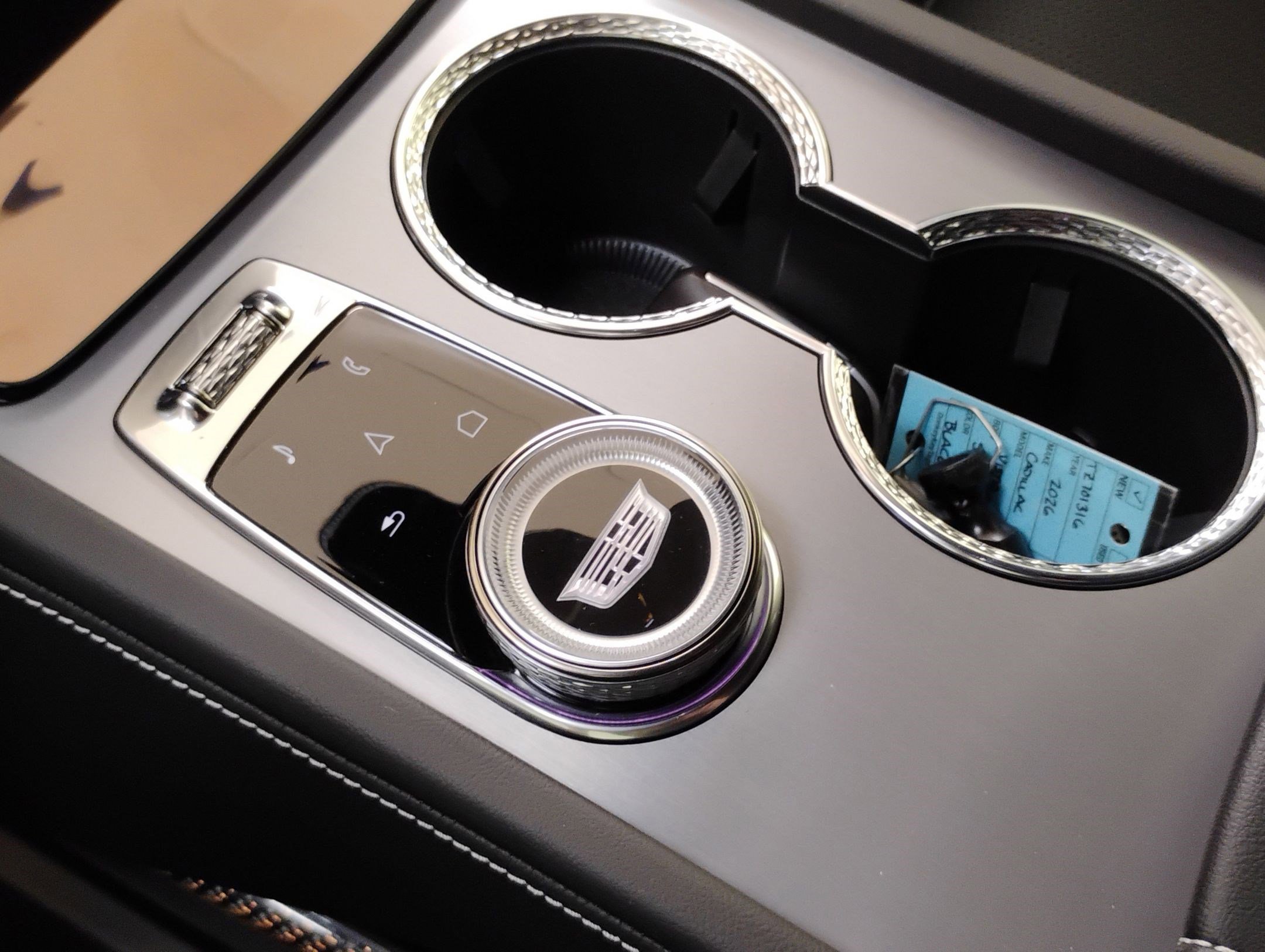 New 2026 Cadillac Vistiq Sport w/ LPO, Floor Liner Package image 42