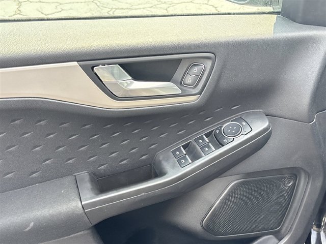 Used 2020 Ford Escape SE AWD/4WD image 22