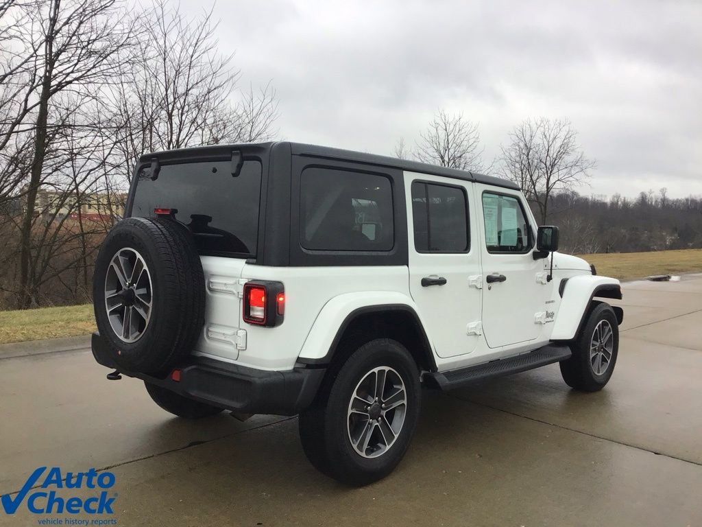 Used 2023 Jeep Wrangler Unlimited Sahara w/ Cold Weather Group AWD/4WD image 3