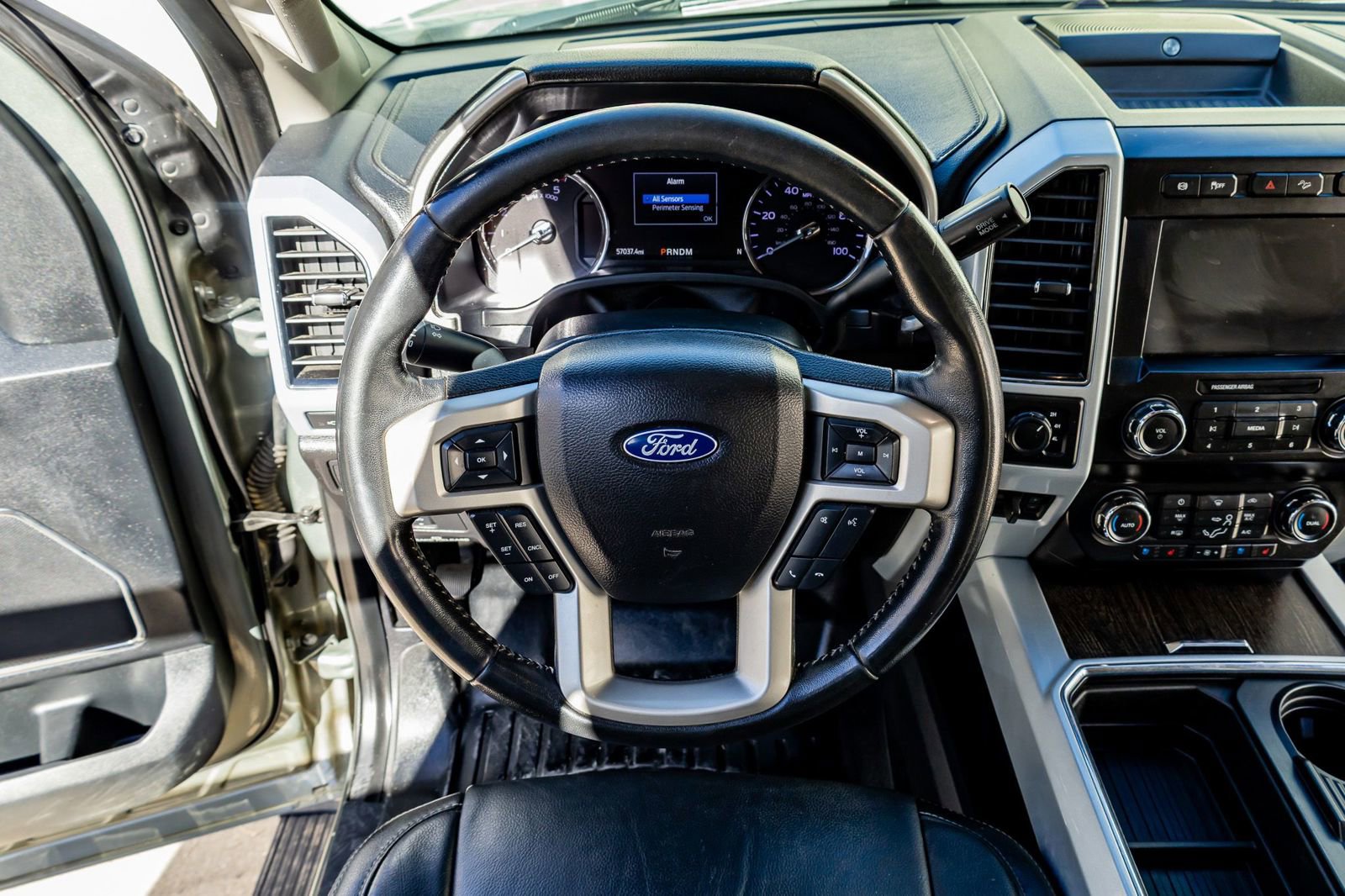 Used 2020 Ford F250 Lariat image 17