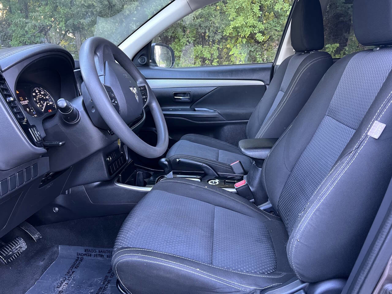 Used 2018 Mitsubishi Outlander ES image 10