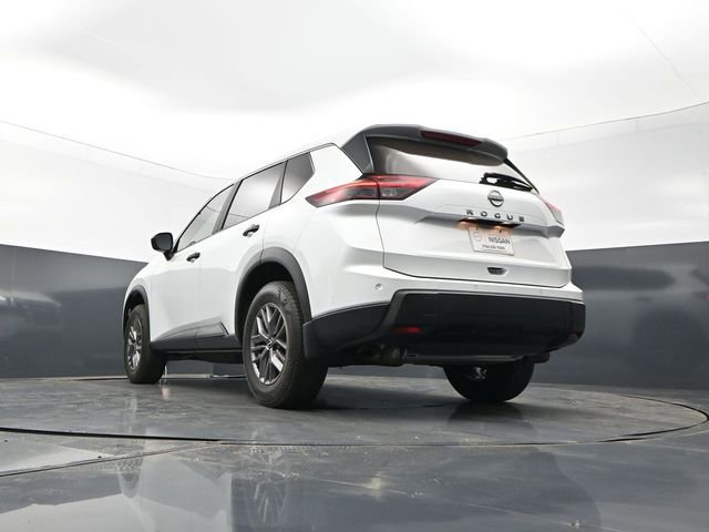 Certified 2025 Nissan Rogue S FWD image 22