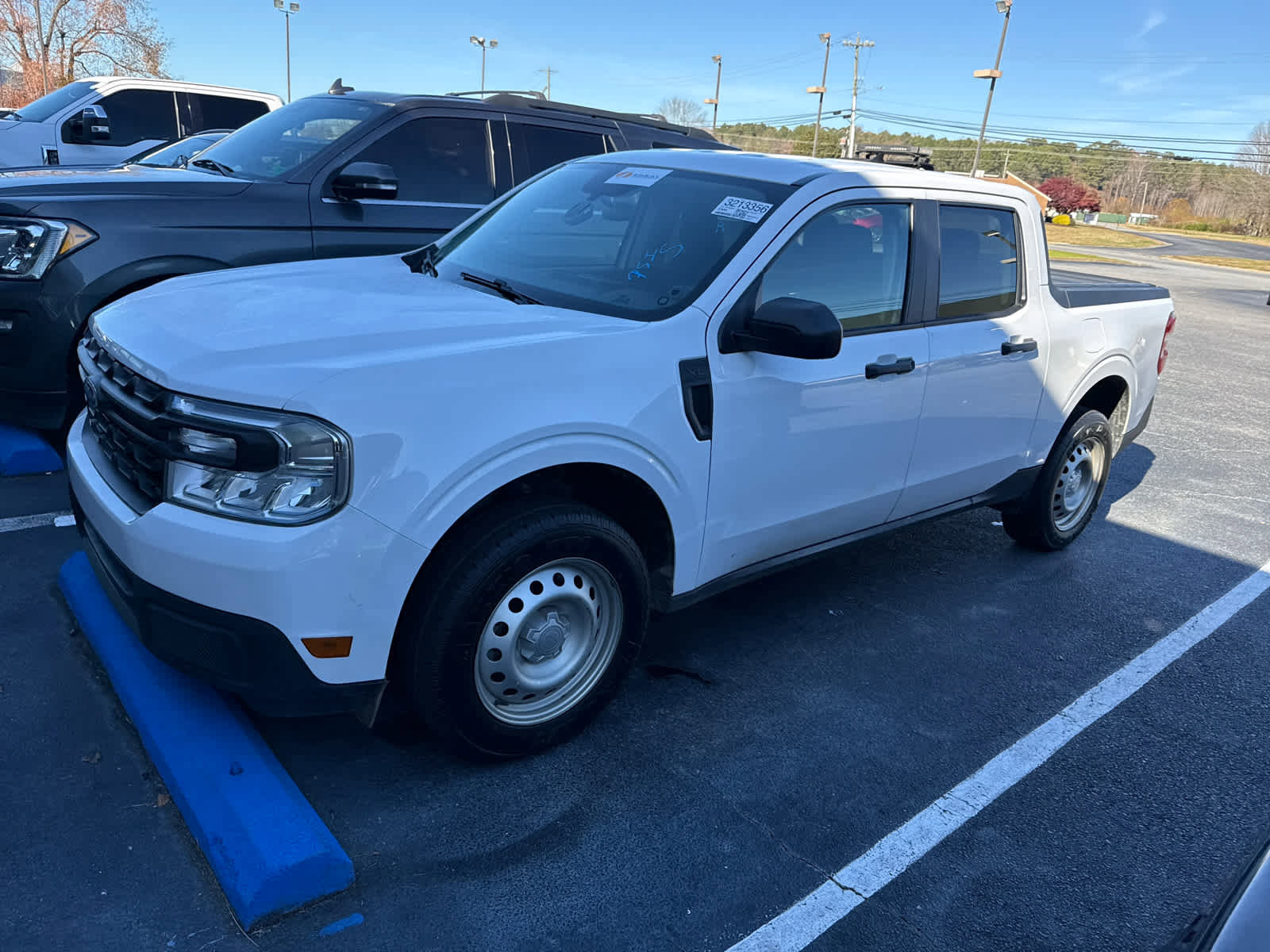 Used 2022 Ford Maverick XL image 5