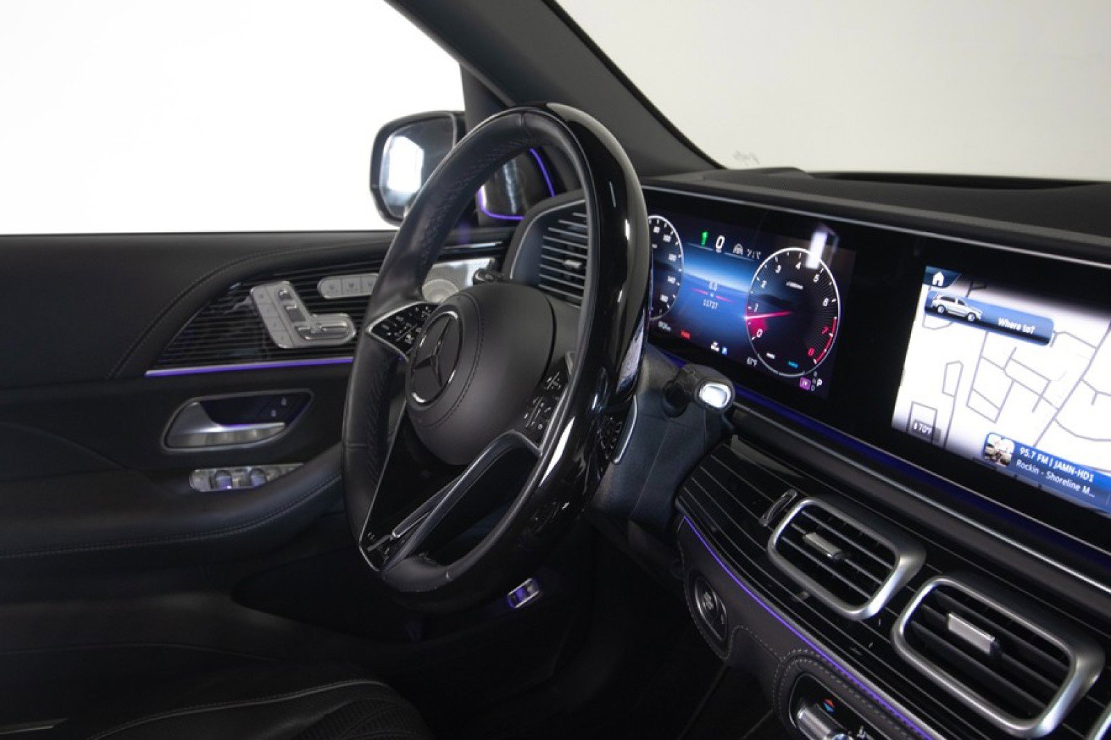 Used 2024 Mercedes-Benz Maybach GLS 600 4MATIC image 59