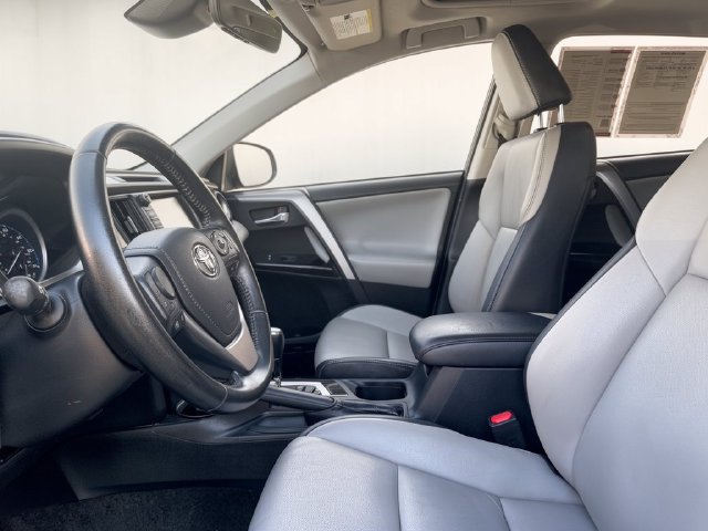 Used 2017 Toyota RAV4 Limited FWD image 15