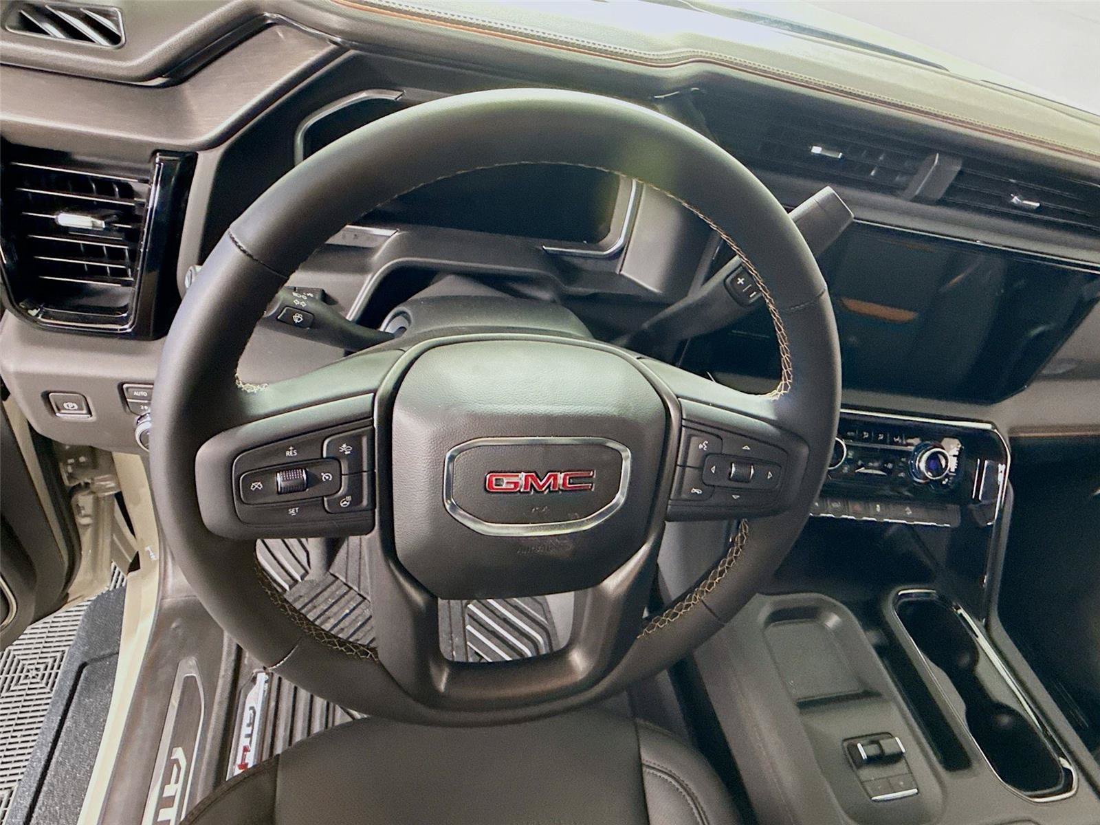 New 2026 GMC Sierra 3500 AT4 w/ AT4 Premium Plus Package AWD/4WD image 5