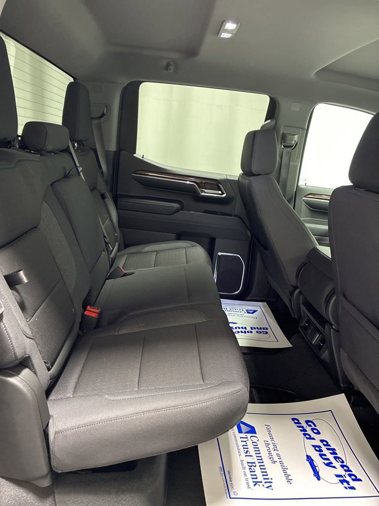 Used 2024 GMC Sierra 1500 Elevation image 21