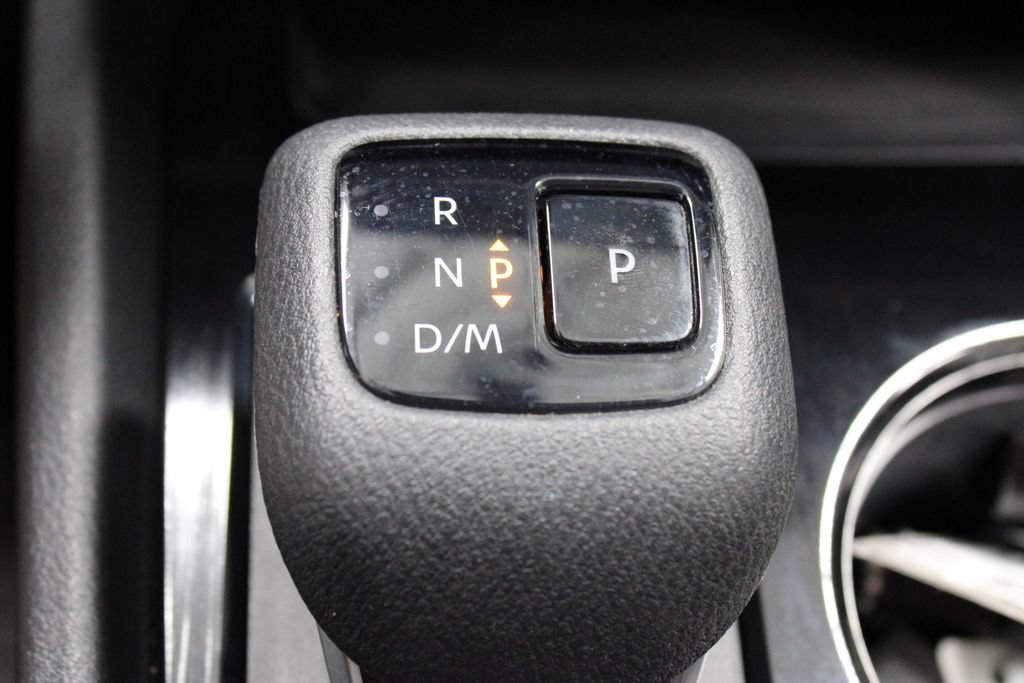 Certified 2023 Nissan Rogue SV FWD image 31