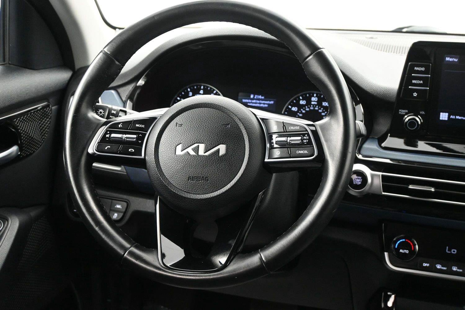 Used 2023 Kia Seltos S FWD image 16