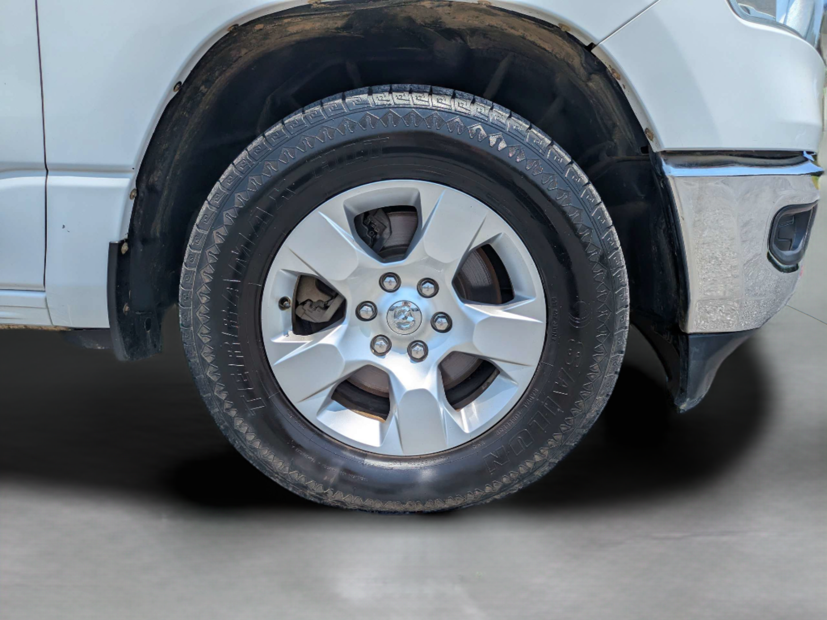 Used 2019 RAM 1500 Big Horn RWD image 32