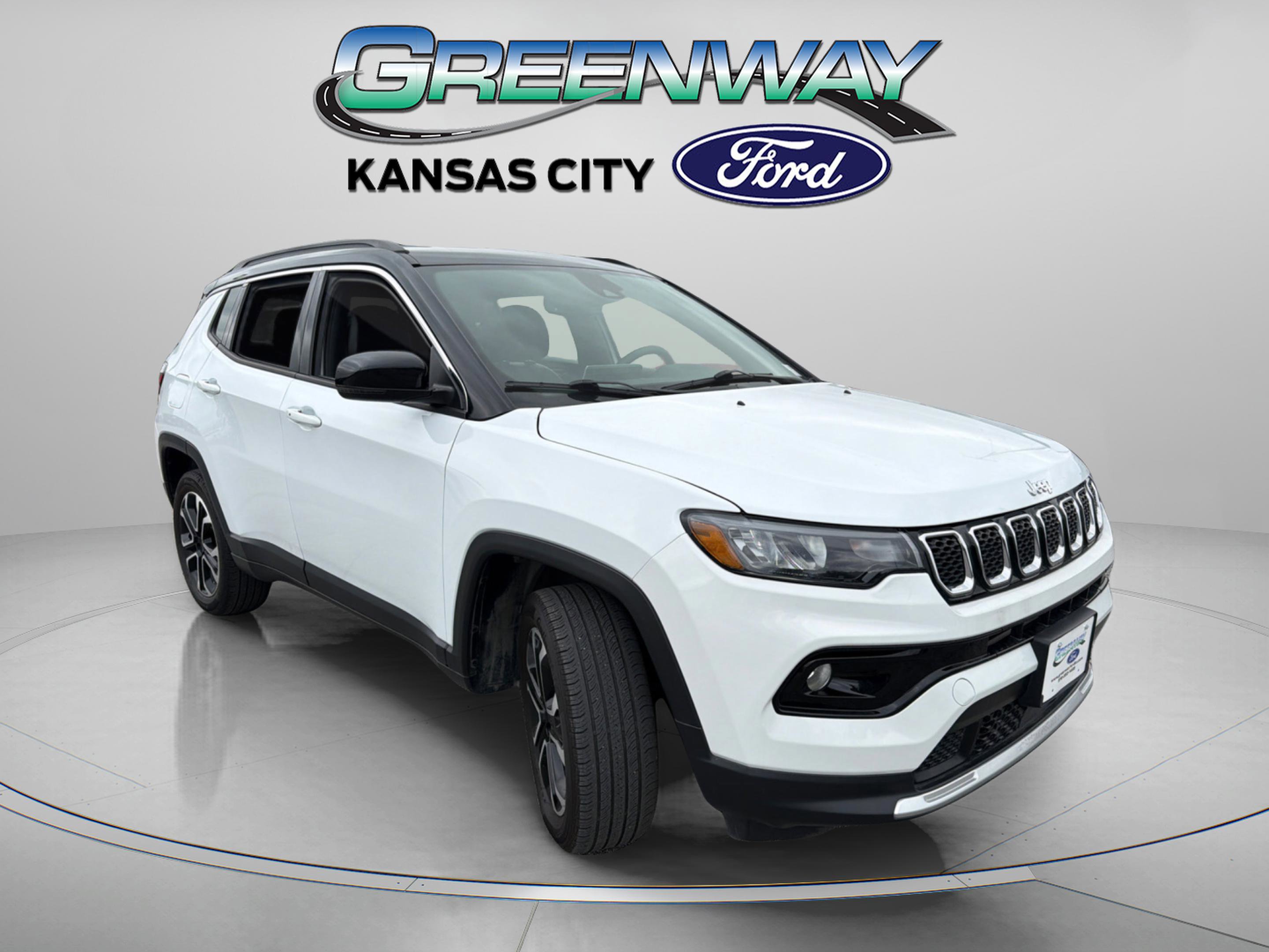 Used 2024 Jeep Compass Limited AWD/4WD image 1