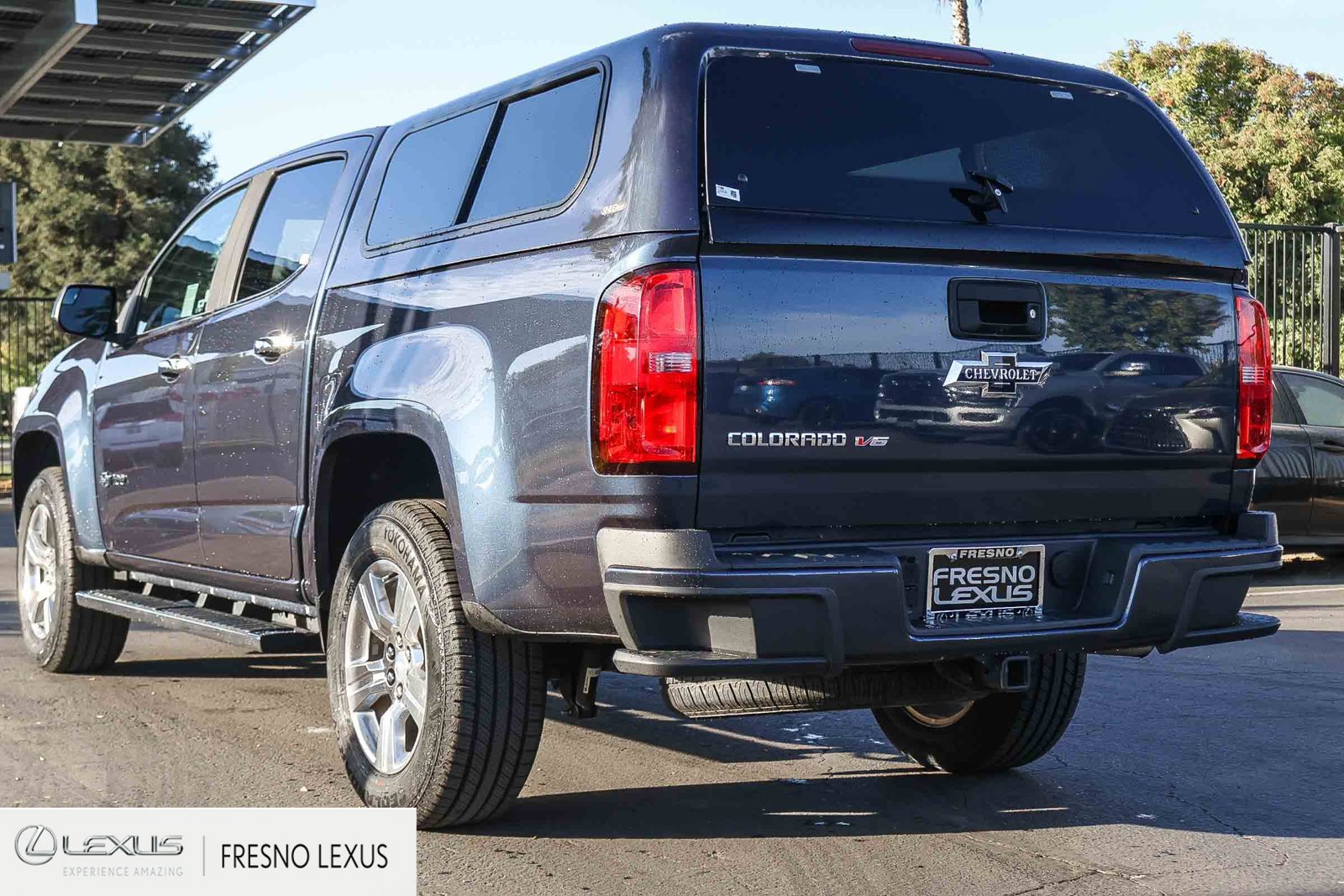Used 2018 Chevrolet Colorado Z71 w/ Centennial Edition AWD/4WD image 4