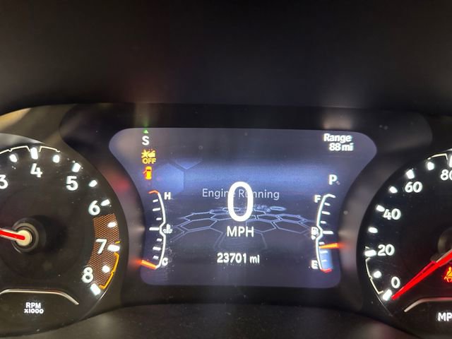 Used 2022 Jeep Compass Trailhawk w/ Trailhawk Convenience Group image 23