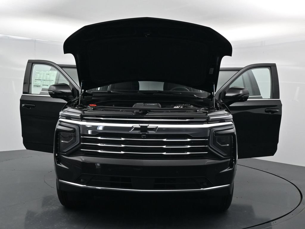 New 2026 Chevrolet Suburban LT w/ Comfort Package RWD image 36