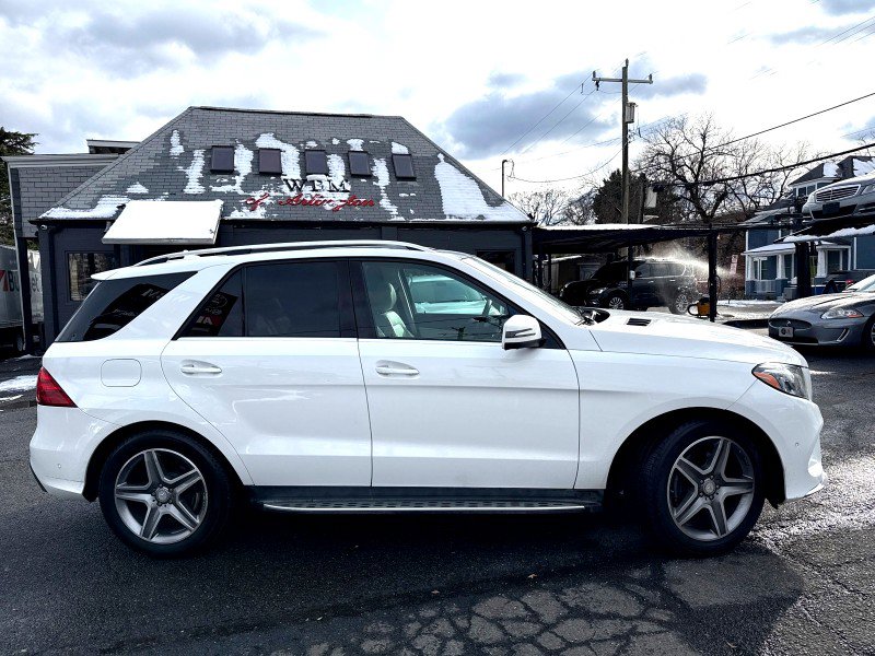 Used 2016 Mercedes-Benz GLE 400 4MATIC image 6