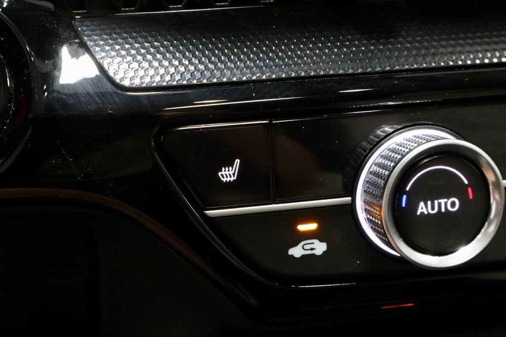Used 2025 Honda CR-V EX-L image 4