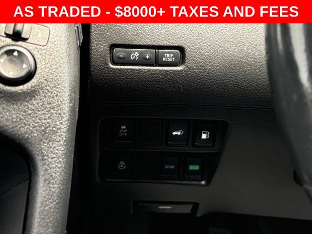 Used 2018 Nissan Rogue SV w/ Premium Package FWD image 19