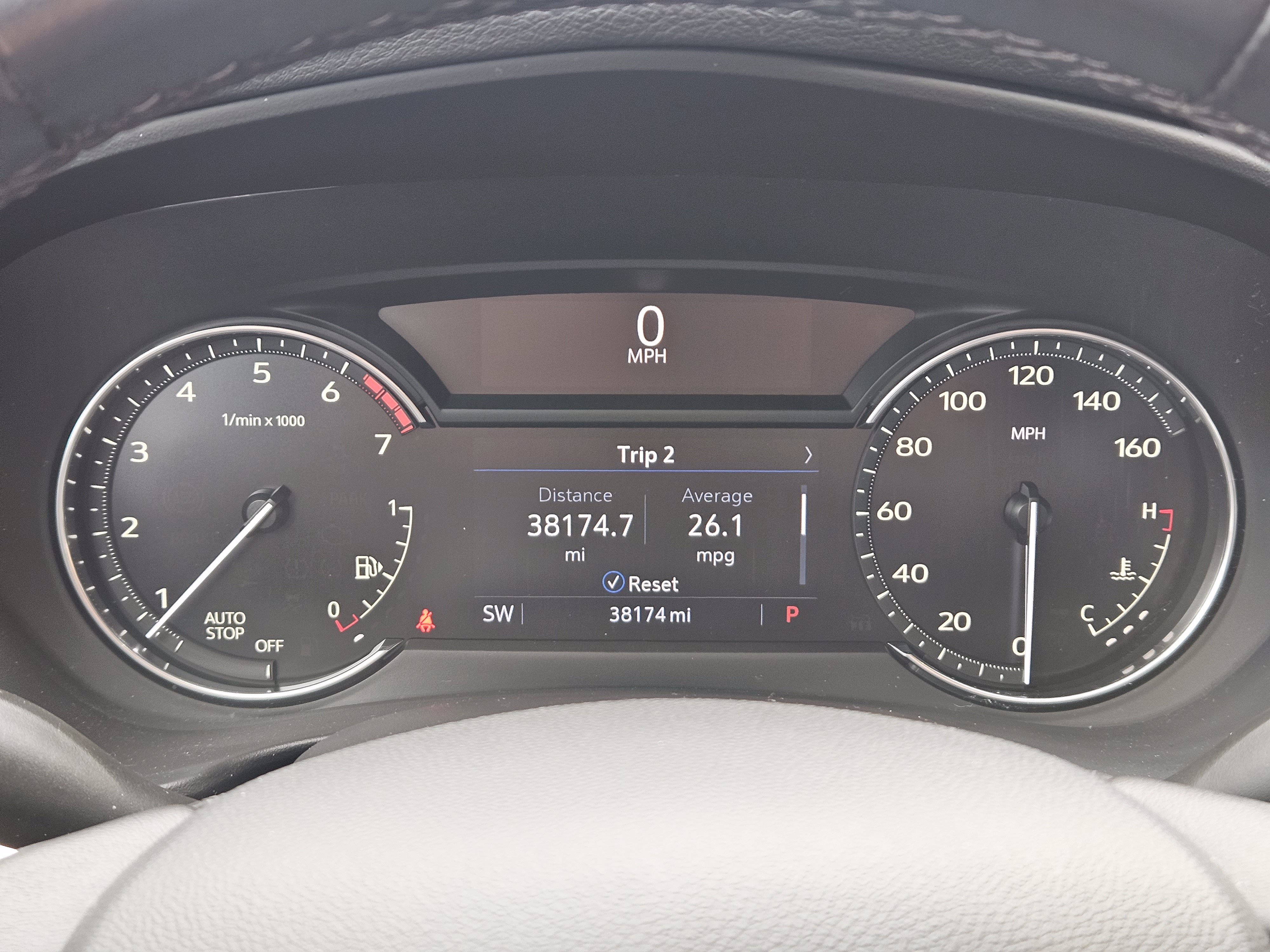 Used 2022 Cadillac XT4 Luxury w/ Cold Weather Package FWD image 14