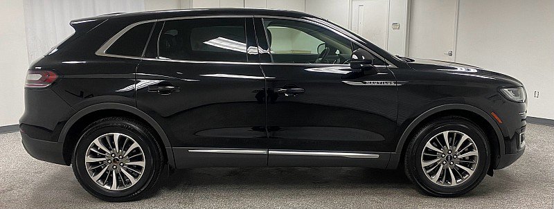 Used 2019 Lincoln Nautilus Select FWD image 4