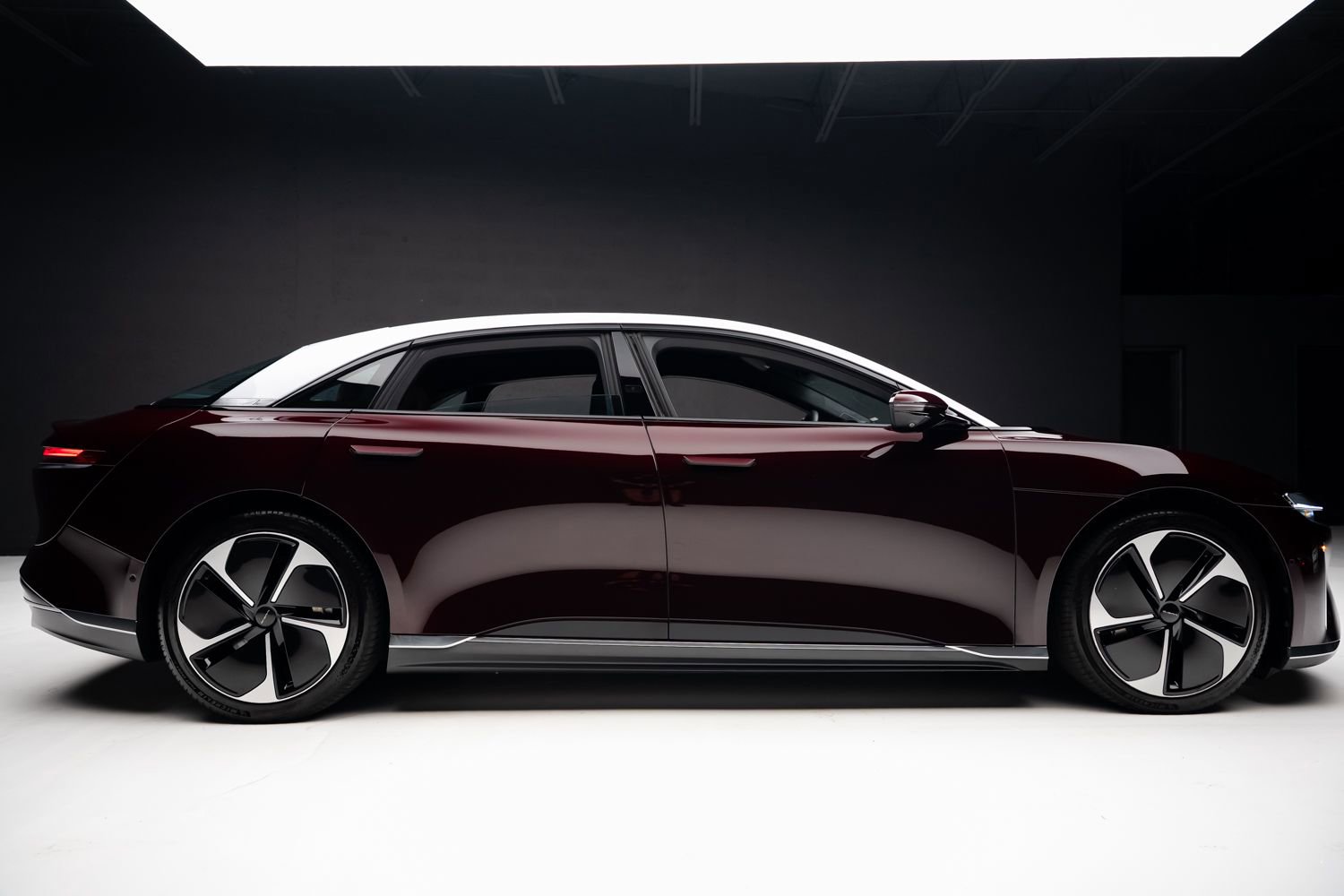 Used 2023 Lucid Air Touring AWD/4WD image 36