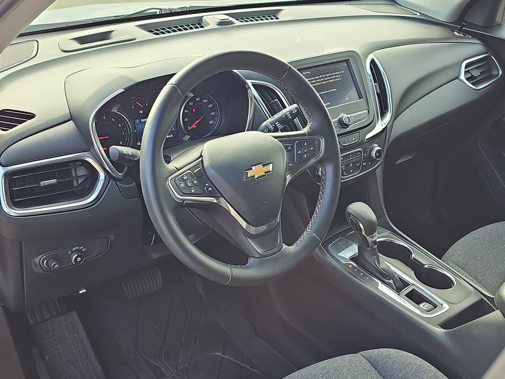 Used 2023 Chevrolet Equinox LT image 17