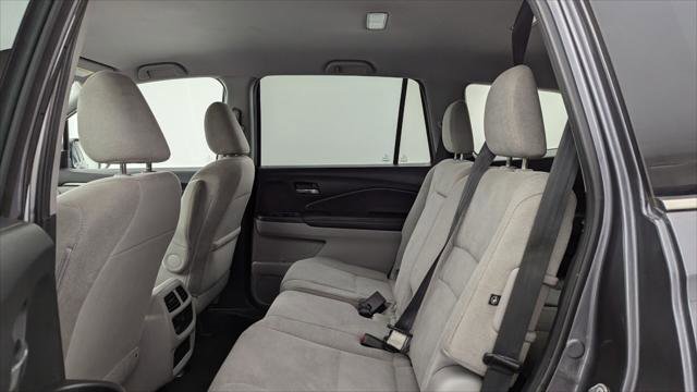 Used 2019 Honda Pilot LX image 17