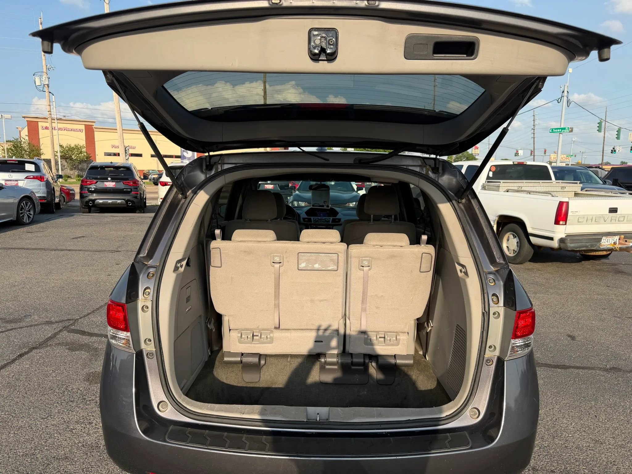 Used 2016 Honda Odyssey SE image 23