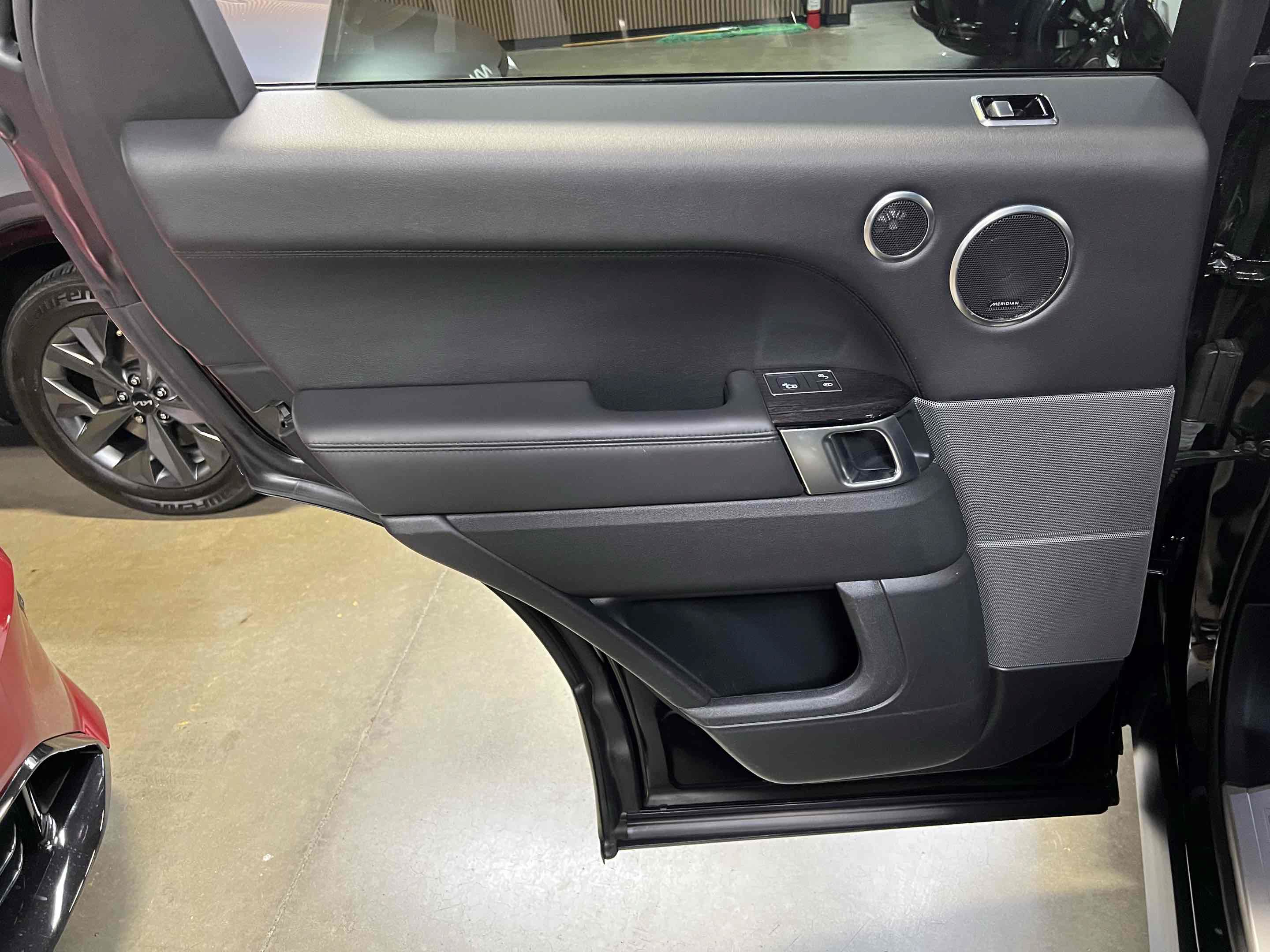 Used 2019 Land Rover Range Rover Sport HSE AWD/4WD image 71