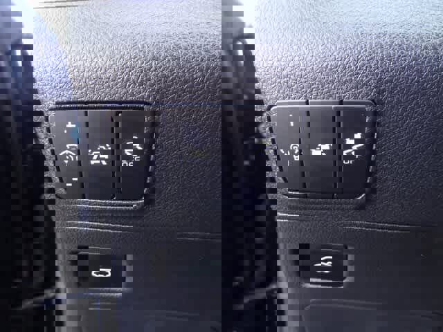 Used 2022 Kia K5 LXS image 15