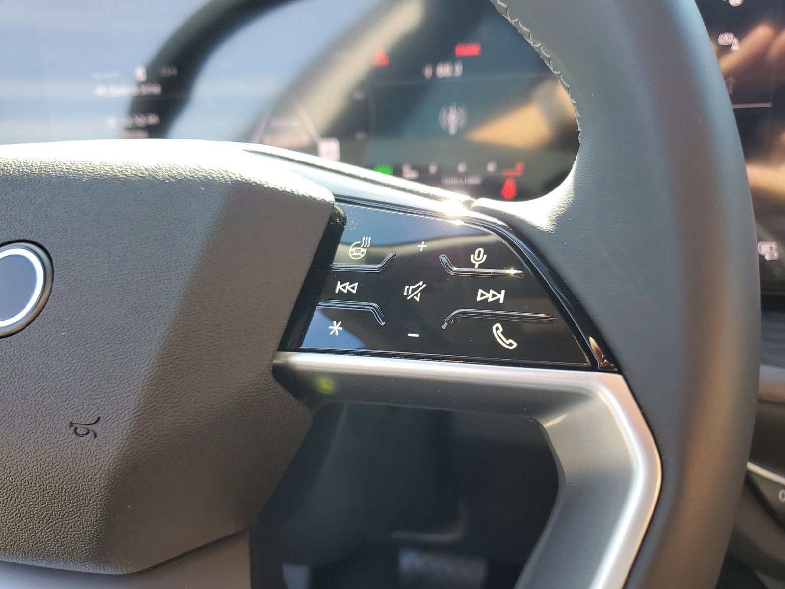 New 2025 Audi Q5 Premium Plus image 31