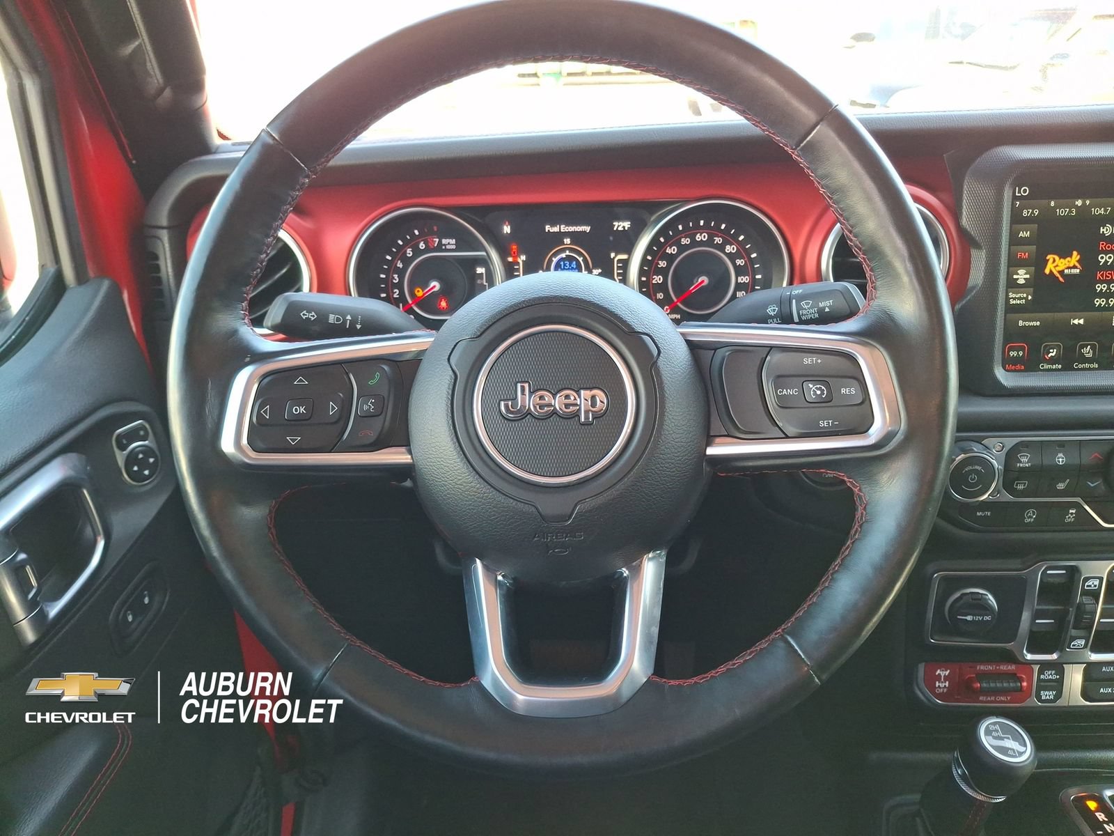 Used 2020 Jeep Gladiator Rubicon AWD/4WD image 10