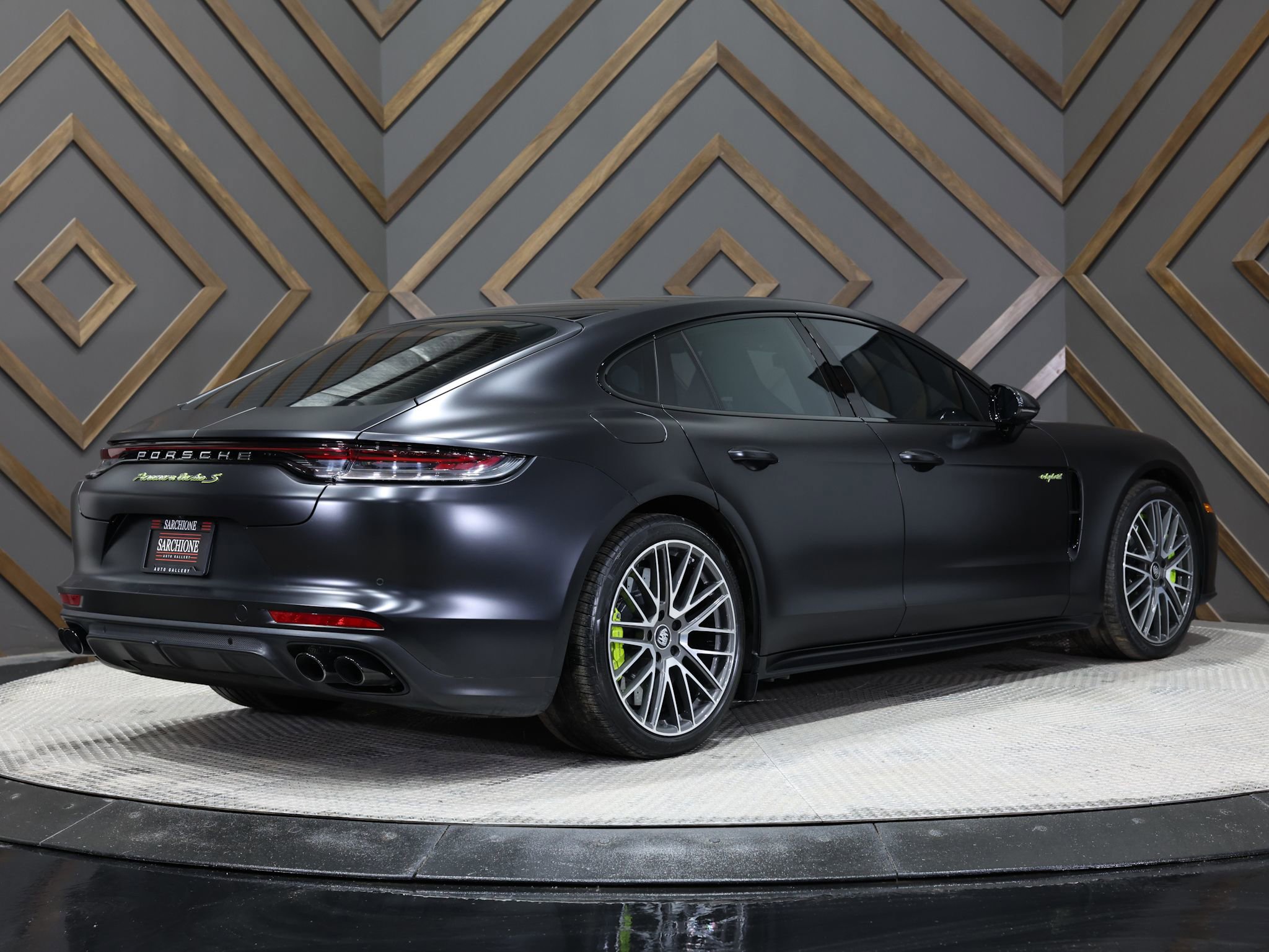 Used 2021 Porsche Panamera Turbo S w/ Assistance Package image 2