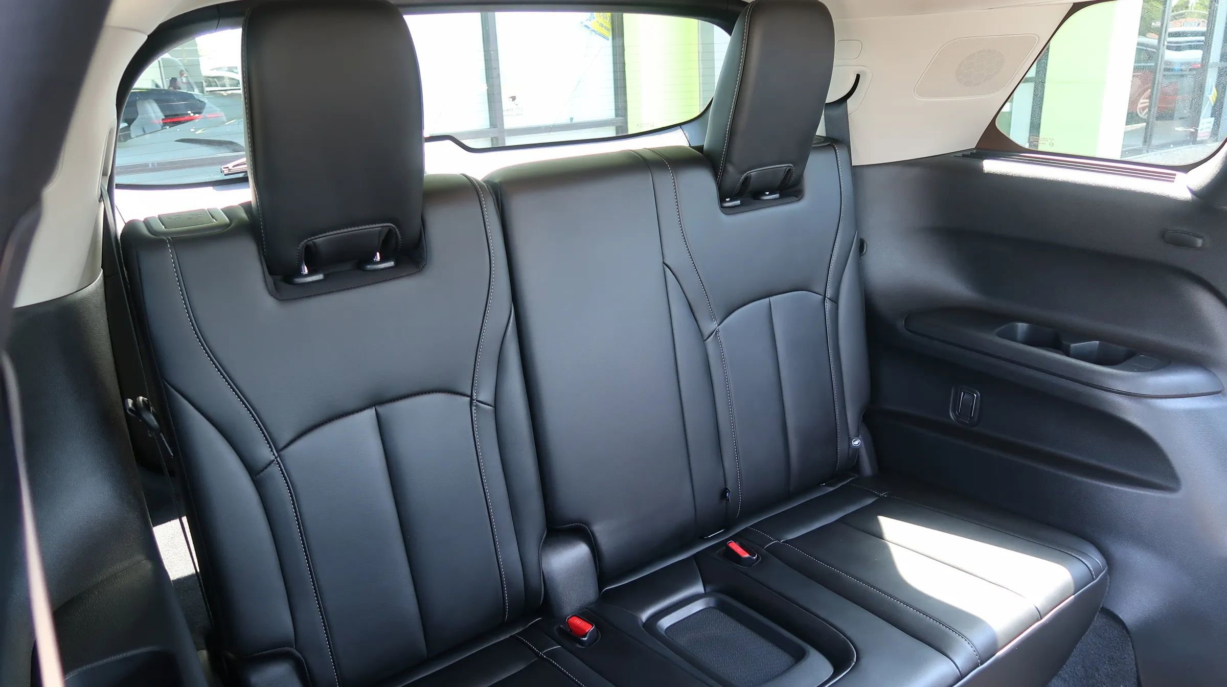 Used 2025 INFINITI QX60 Luxe image 23