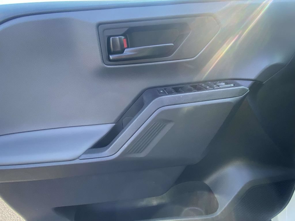 Used 2026 Toyota RAV4 LE AWD/4WD image 19
